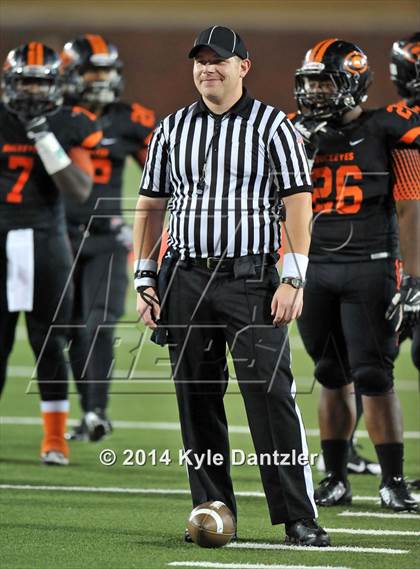 Thumbnail 2 in Gilmer vs. Celina (UIL 4A Division 2 Semifinal) photogallery.