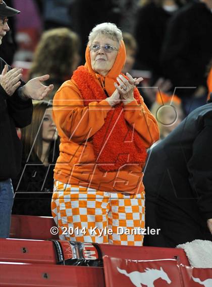 Thumbnail 1 in Gilmer vs. Celina (UIL 4A Division 2 Semifinal) photogallery.