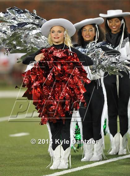 Thumbnail 1 in Gilmer vs. Celina (UIL 4A Division 2 Semifinal) photogallery.