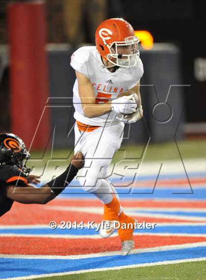 Thumbnail 1 in Gilmer vs. Celina (UIL 4A Division 2 Semifinal) photogallery.