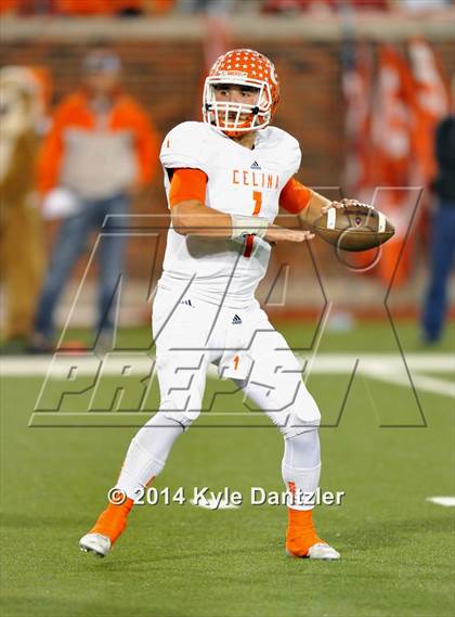 Thumbnail 3 in Gilmer vs. Celina (UIL 4A Division 2 Semifinal) photogallery.
