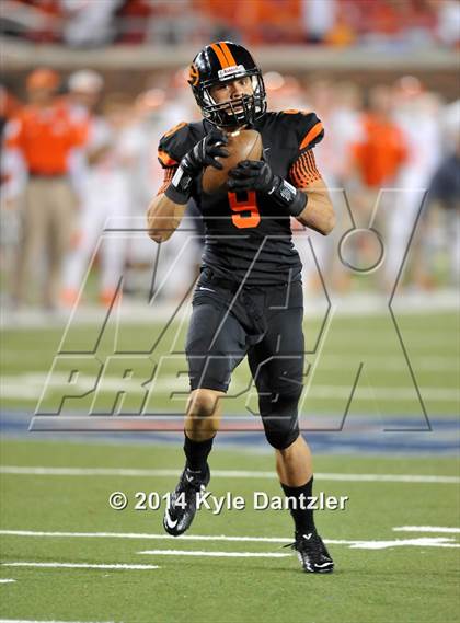 Thumbnail 2 in Gilmer vs. Celina (UIL 4A Division 2 Semifinal) photogallery.