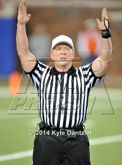 Thumbnail 2 in Gilmer vs. Celina (UIL 4A Division 2 Semifinal) photogallery.