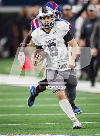 Thumbnail 2 in Martin vs. Duncanville (6A DI Reg Semi-Final Playoff) photogallery.