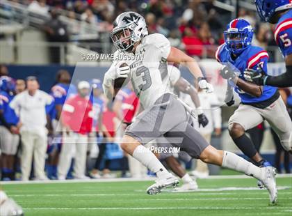 Thumbnail 2 in Martin vs. Duncanville (6A DI Reg Semi-Final Playoff) photogallery.