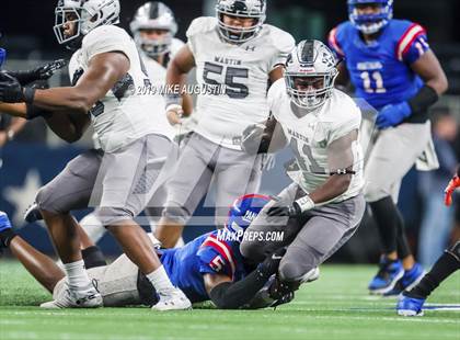 Thumbnail 3 in Martin vs. Duncanville (6A DI Reg Semi-Final Playoff) photogallery.