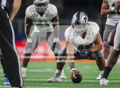 Thumbnail 1 in Martin vs. Duncanville (6A DI Reg Semi-Final Playoff) photogallery.