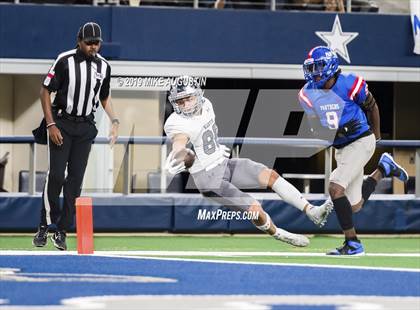 Thumbnail 3 in Martin vs. Duncanville (6A DI Reg Semi-Final Playoff) photogallery.