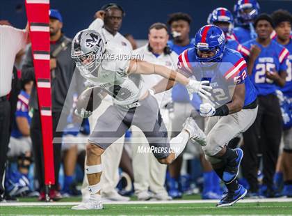 Thumbnail 3 in Martin vs. Duncanville (6A DI Reg Semi-Final Playoff) photogallery.