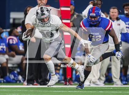 Thumbnail 2 in Martin vs. Duncanville (6A DI Reg Semi-Final Playoff) photogallery.