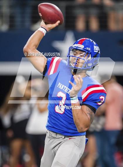 Thumbnail 3 in Martin vs. Duncanville (6A DI Reg Semi-Final Playoff) photogallery.