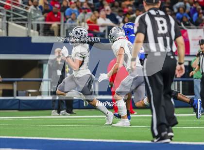 Thumbnail 2 in Martin vs. Duncanville (6A DI Reg Semi-Final Playoff) photogallery.