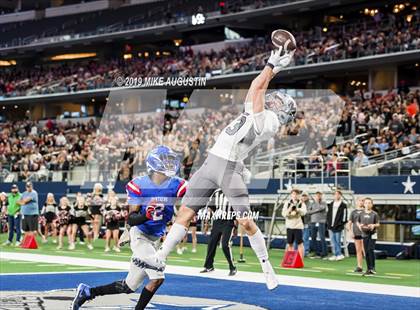 Thumbnail 1 in Martin vs. Duncanville (6A DI Reg Semi-Final Playoff) photogallery.