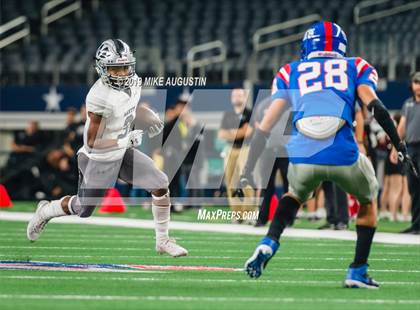 Thumbnail 3 in Martin vs. Duncanville (6A DI Reg Semi-Final Playoff) photogallery.