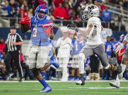 Thumbnail 1 in Martin vs. Duncanville (6A DI Reg Semi-Final Playoff) photogallery.