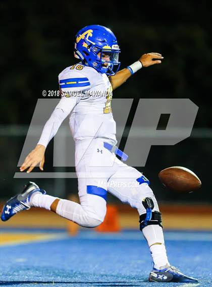 Thumbnail 3 in Bishop Amat @ Chaminade photogallery.