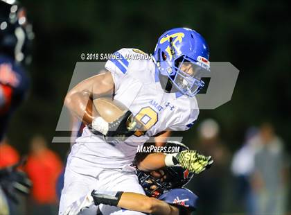 Thumbnail 2 in Bishop Amat @ Chaminade photogallery.