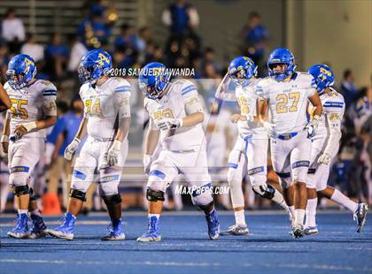 Thumbnail 1 in Bishop Amat @ Chaminade photogallery.