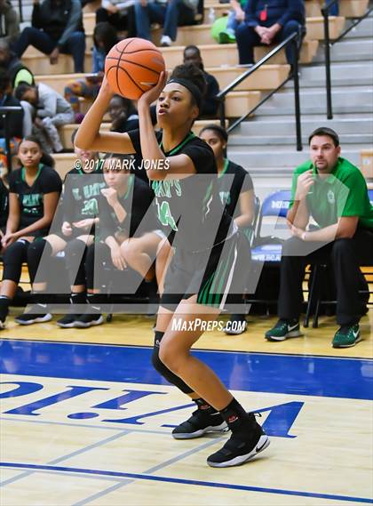 Thumbnail 1 in St. Mary's vs. Archbishop Mitty (Nike Tournament of Champions)  photogallery.