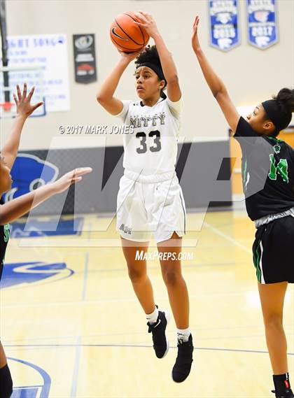 Thumbnail 1 in St. Mary's vs. Archbishop Mitty (Nike Tournament of Champions)  photogallery.