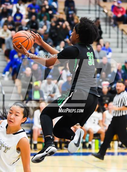 Thumbnail 2 in St. Mary's vs. Archbishop Mitty (Nike Tournament of Champions)  photogallery.