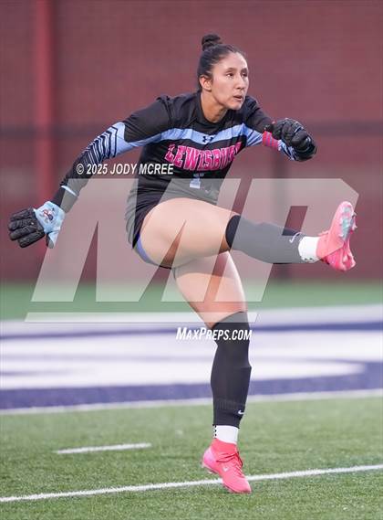 Thumbnail 2 in Lewisburg vs. Tupelo photogallery.