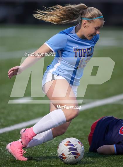 Thumbnail 3 in Lewisburg vs. Tupelo photogallery.
