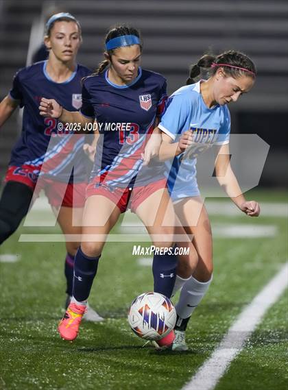 Thumbnail 2 in Lewisburg vs. Tupelo photogallery.