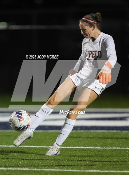 Thumbnail 1 in Lewisburg vs. Tupelo photogallery.