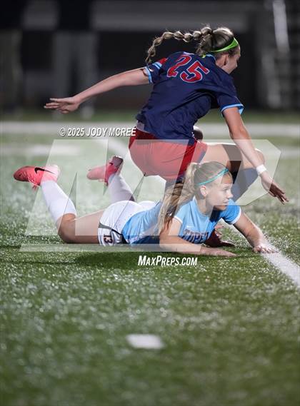 Thumbnail 3 in Lewisburg vs. Tupelo photogallery.