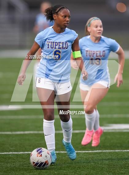 Thumbnail 1 in Lewisburg vs. Tupelo photogallery.