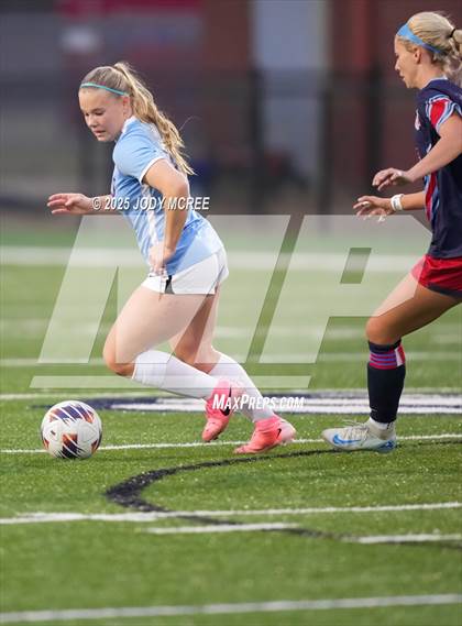 Thumbnail 1 in Lewisburg vs. Tupelo photogallery.