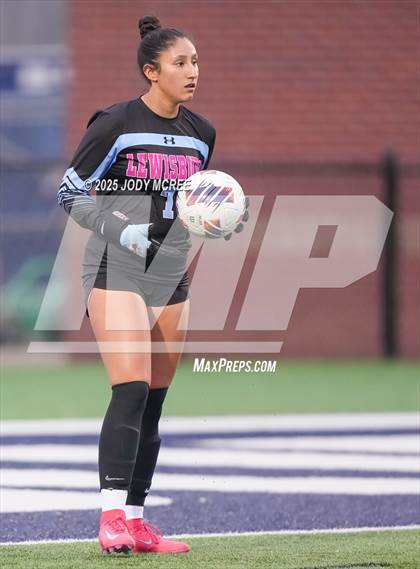 Thumbnail 3 in Lewisburg vs. Tupelo photogallery.