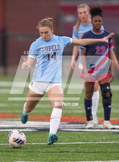 Thumbnail 3 in Lewisburg vs. Tupelo photogallery.