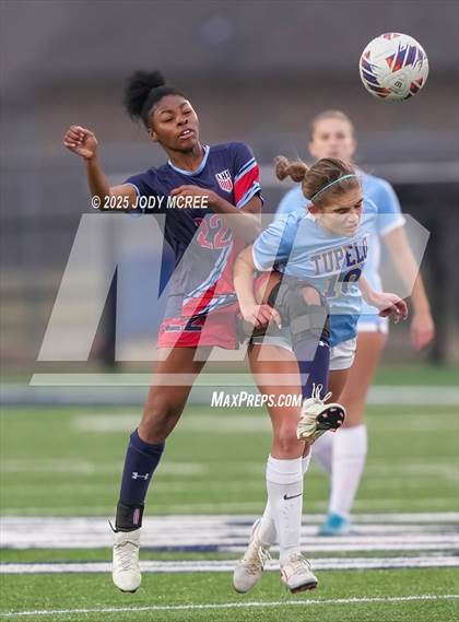 Thumbnail 1 in Lewisburg vs. Tupelo photogallery.