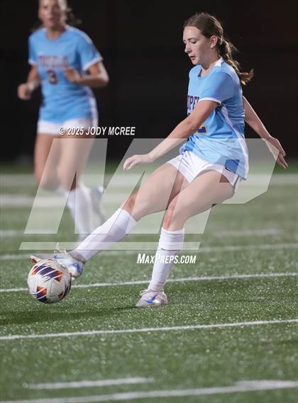 Thumbnail 2 in Lewisburg vs. Tupelo photogallery.