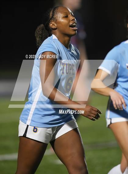 Thumbnail 3 in Lewisburg vs. Tupelo photogallery.