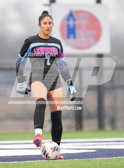 Thumbnail 2 in Lewisburg vs. Tupelo photogallery.