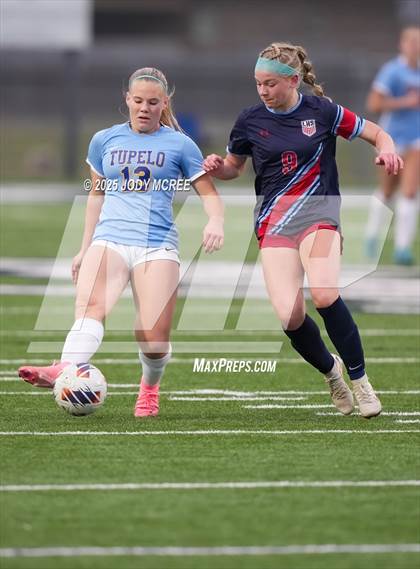 Thumbnail 2 in Lewisburg vs. Tupelo photogallery.
