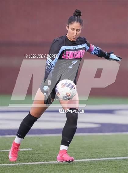 Thumbnail 1 in Lewisburg vs. Tupelo photogallery.