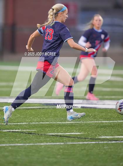 Thumbnail 1 in Lewisburg vs. Tupelo photogallery.