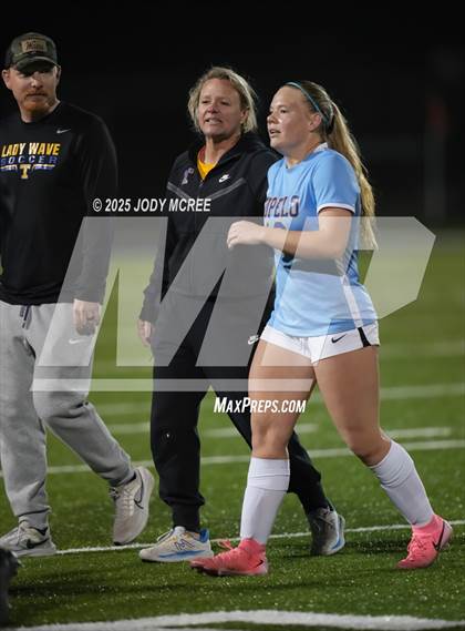Thumbnail 1 in Lewisburg vs. Tupelo photogallery.