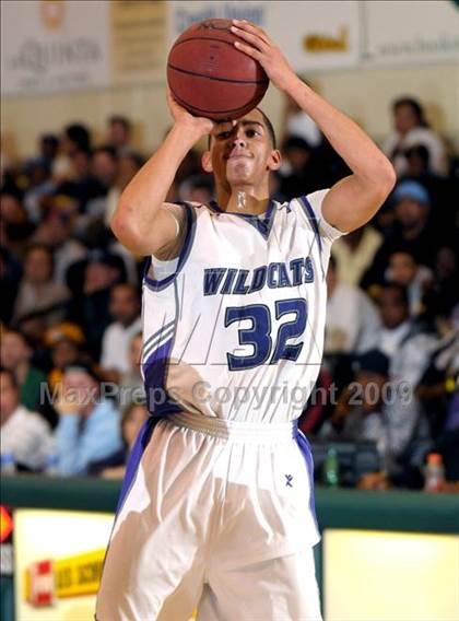 Thumbnail 1 in Franklin vs. Foothill (Hoops Classic 2009)  photogallery.
