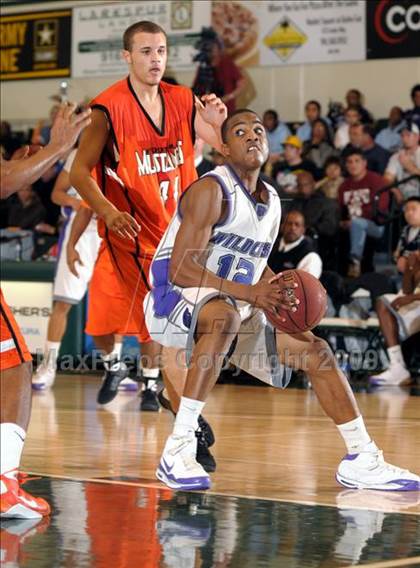 Thumbnail 1 in Franklin vs. Foothill (Hoops Classic 2009)  photogallery.