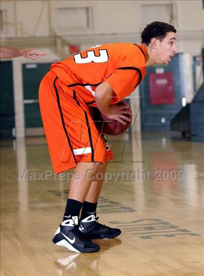 Thumbnail 2 in Franklin vs. Foothill (Hoops Classic 2009)  photogallery.