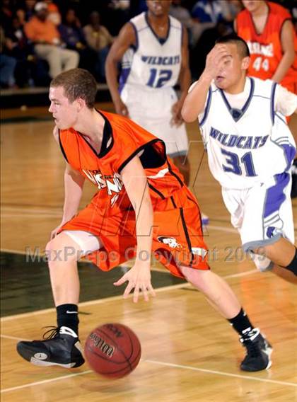 Thumbnail 2 in Franklin vs. Foothill (Hoops Classic 2009)  photogallery.