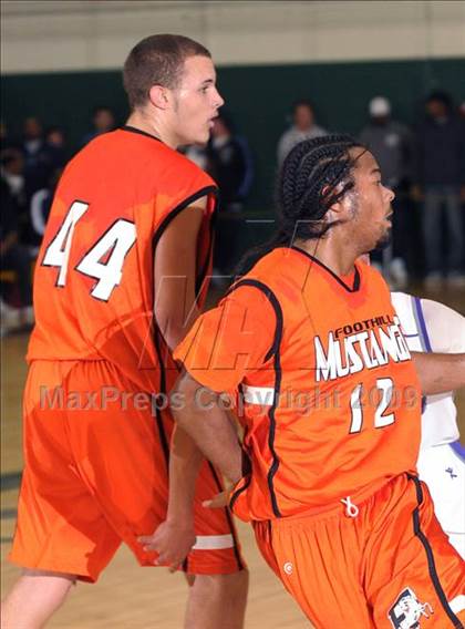 Thumbnail 3 in Franklin vs. Foothill (Hoops Classic 2009)  photogallery.