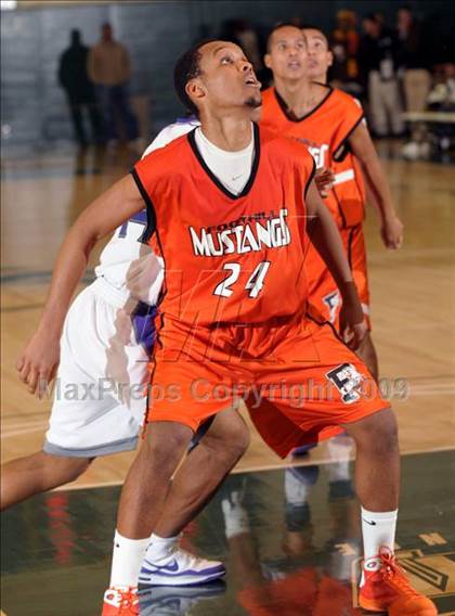 Thumbnail 3 in Franklin vs. Foothill (Hoops Classic 2009)  photogallery.