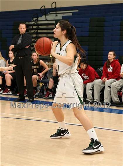Thumbnail 1 in Poway vs. Clovis West (So Cal Holiday Prep Classic) photogallery.