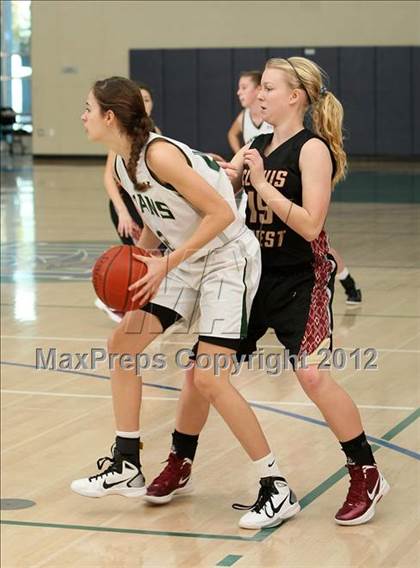 Thumbnail 2 in Poway vs. Clovis West (So Cal Holiday Prep Classic) photogallery.